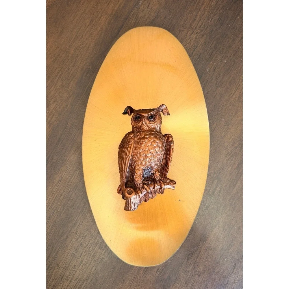 Vintage Owl Wall Plaque Faux Wood Gold Oval Woodland Cabin Cottagecore Decor